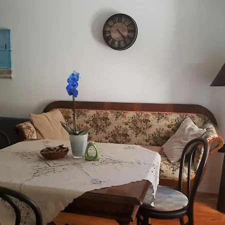 Danielle Apartment *